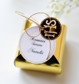 nietypowe podziękowania komunijne - ciasteczka szczęścia z wróżbą w złotych pudełkach IHS z imieniem dziecka