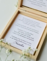 podziękowania dla rodziców chrzestnych z okazji komunii - drewniana skrzyneczka ze złotym ihs - wydruk imienia dziecka oraz daty w cenie