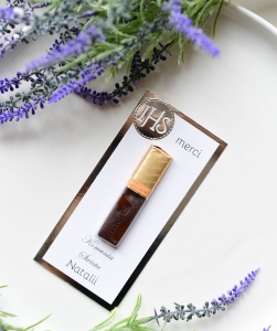 podziękowania komunijne srebrne IHS - czekoladki merci z imieniem dziecka (minimalne zamówienie 15 szt.) 