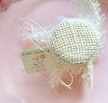 dekoracje na baby shower dla dziewczynki - miód miodki ze spersonalizowaną zawieszką - zasłodź gości - grafika różowego króliczka