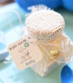dekoracje na baby shower dla dziewczynki - miód miodki ze spersonalizowaną zawieszką - zasłodź gości - grafika różowego króliczka