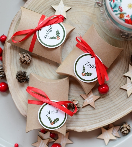 rustykalne pudełka bożonarodzeniowe na pieniądze lub inne drobnostki - wydruk dowolnego imienia - spersonalizowane opakowania świąteczne