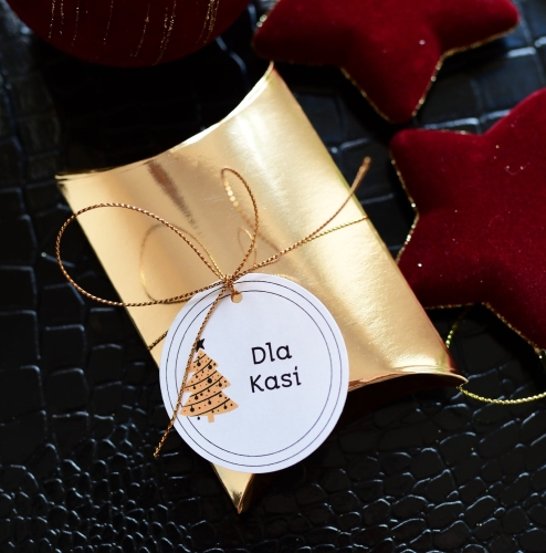 złote pudełko na pieniądze na boże narodzenie z imieniem - prezent pod choinkę na święta