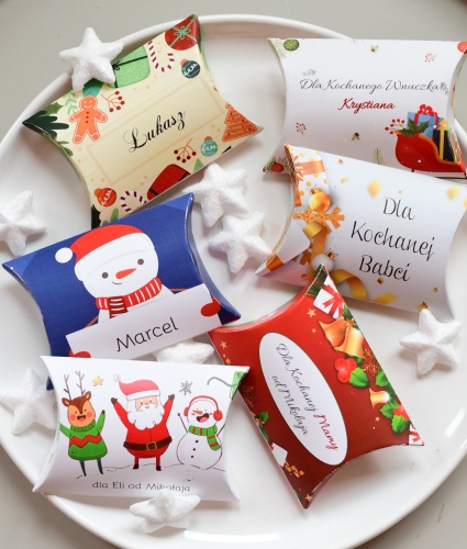 personalizowane pudełka na pieniądze z imieniem - prezent świąteczny bożonarodzeniowy