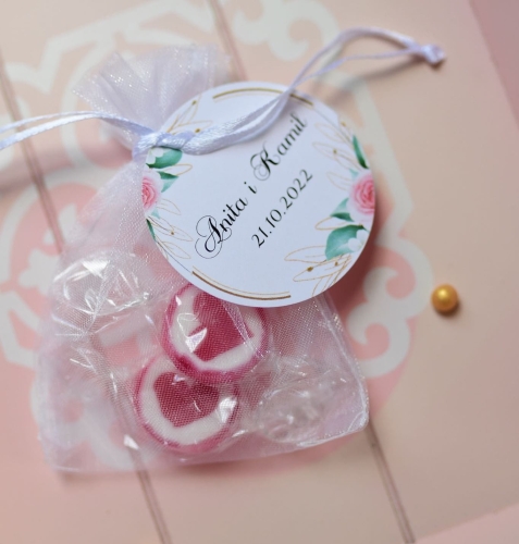 cukierki serduszka w personalizowanych woreczkach