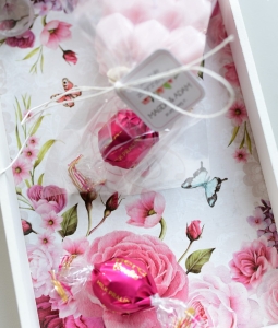 kulki merci - nowa wersja kultowych słodyczy w opakowaniu ROSE (minimalne zamówienie 15 szt.)  