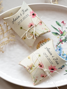 pudełka na cukierki ślubne z papieru z TRAWY - POLNE KWIATY (minimalne zamówienie 15 szt.) 