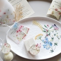 personalizowane dekoracje weselne w stylu boho z motywem polnych kwiatów z papieru z trawy