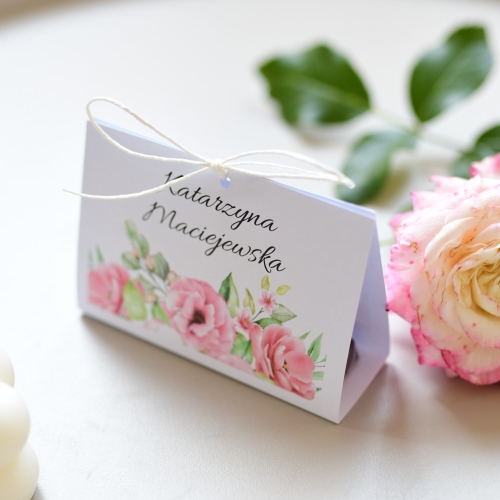 winietki ślubne z upominkami - personalizacja w cenie - ekspresowa realizacja - motyw piwonii