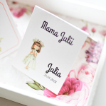 winietki na Komunię Świętą z dziewczynką (minimalne zamówienie 15 szt.) 