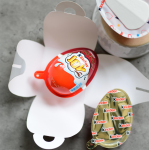 słodkie upominki na Dzień Kobiet - jajko Kinder Joy  z imieniem  z boxem