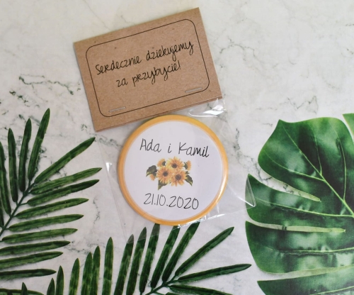 rustyklany magnes z nadrukiem - personalizacja magnesu oraz opakowania