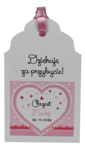 zawieszki na prezent z wydrukiem imienia dziecka oraz daty