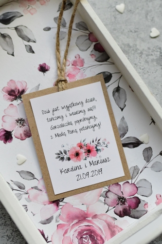 najpiękniejsze rustykalne zawieszki na wódkę weselną, planujesz ślub w stylu rustykalnym - zapoznaj się z naszą papeterią ślubną