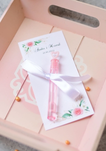 nietypowe, spersonalizowane podziekowania dla Gości - bańki mydlane - z wydrukiem imion Pary Młodej oraz daty - hit! - sprawdź Gościom miłą niespodzianke