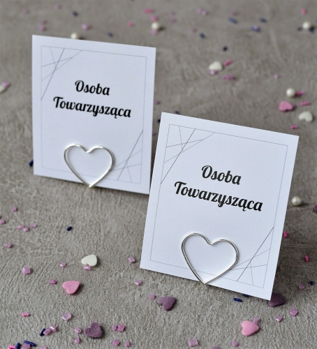 srebrne winietki ślubne glamour na stojaczku z serduszkami