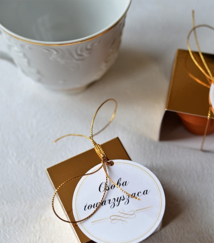 podziekowania i winietki weselne w jedynym - złote z nadrukiem listy gości - hit